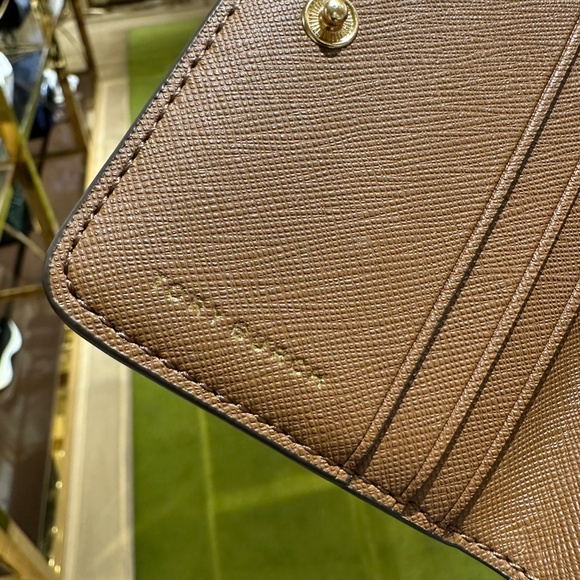 NWT! Tory Burch TB Emerson Mini Wallet 147606 In Moose/Brown With Gold Tone - Picture 8 of 11